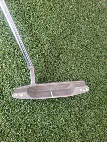 Taco de golfe Ping excelente 