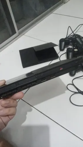 Vendo 2 consoles Playstation ( leia a descrição)