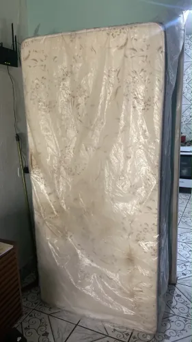 Cama 15 dias de uso - Seminova