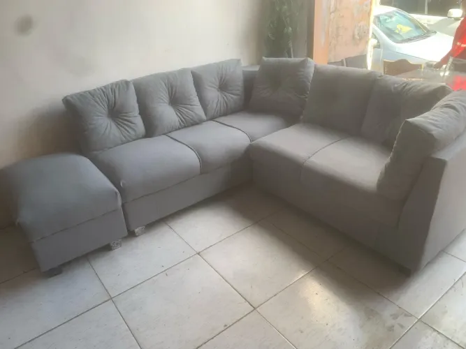 Sofá de canto em L novo