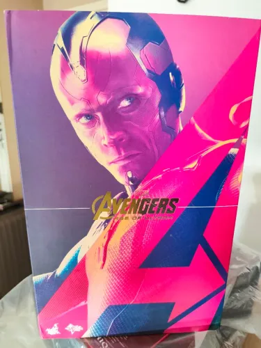 Hot toys Vision Visão Vingadores Era de Ultron avengers Marvel Scarlett witch Tony stark