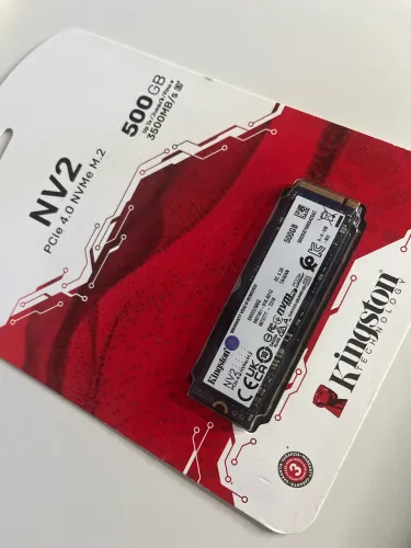 SSD Kingston NV2 500GB NVMe M.2 2280 PCIe 4.0 - Novo Lacrado