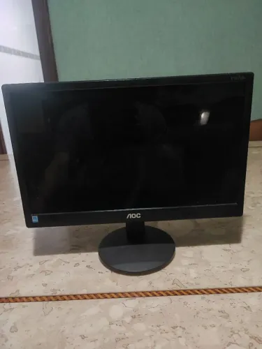 MONITOR AOC 16 POLEGADAS