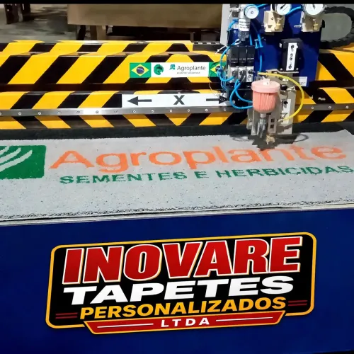 INOVARE TAPETES PERSONALIZADOS LTDA
