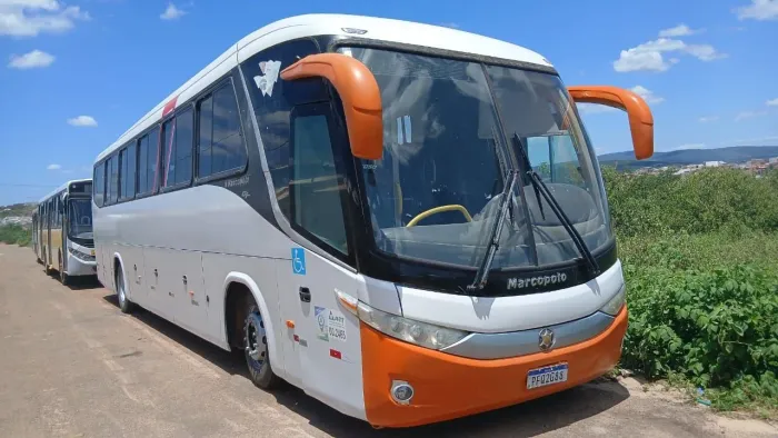 Ônibus rodoviário 46 lugar 