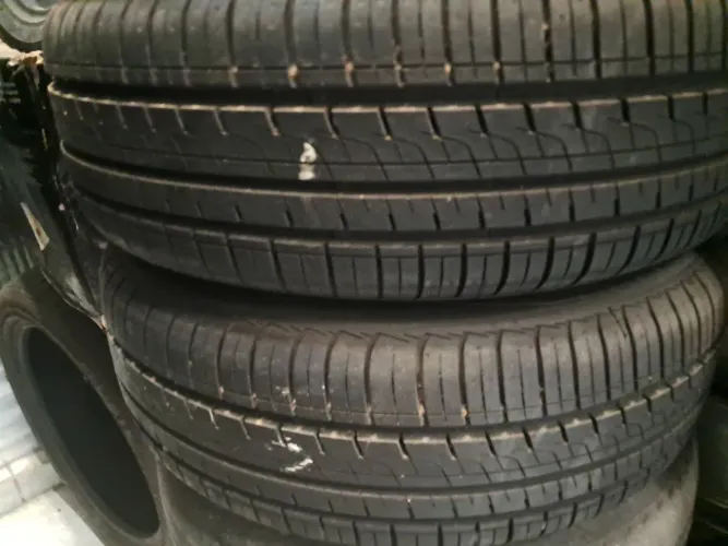 Pneu 185 70 14 Importado semi novo sandero