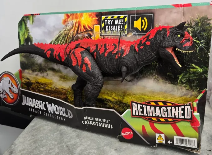 Jurassic World legacy collection Carnotauro Reimagined lacrado