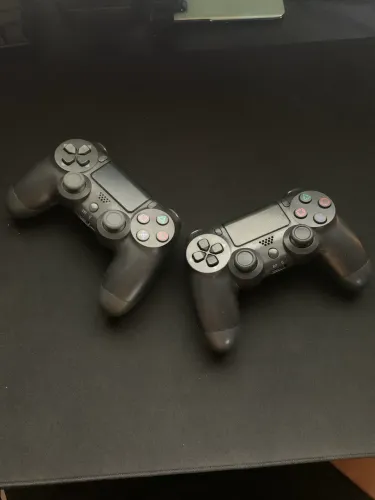 Par de controles PS4!