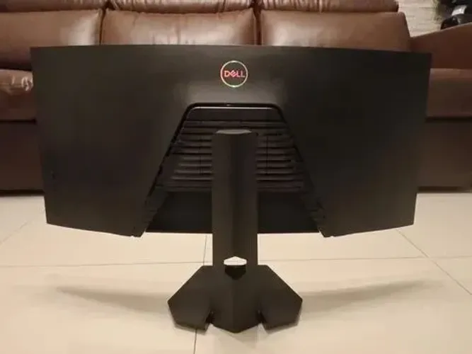 Monitor DELL 34 pegadas curvo