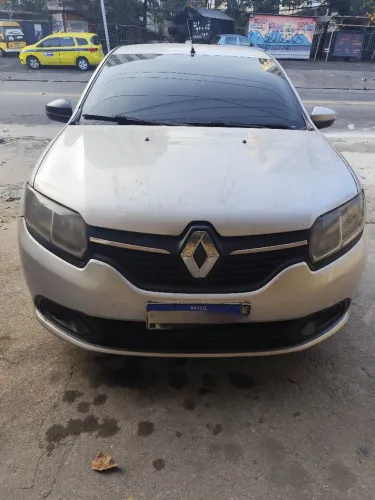 Renault Logan Expression Hi-flex 1.6 8V 4P 2016