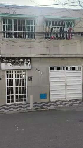 Casa para Venda em Fortaleza / CE no bairro Genibaú