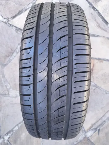 Pneu 195X65XR15