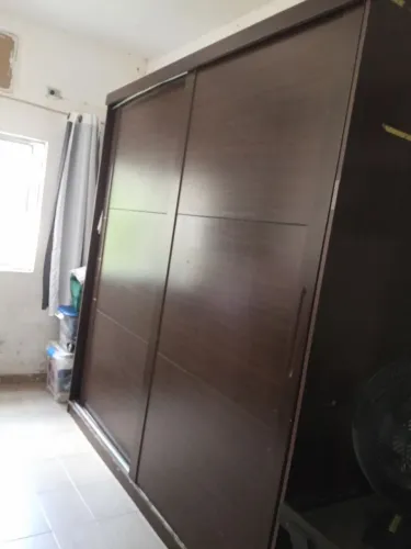 Guarda Roupas casal com avarias