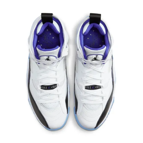 Tênis Nike jumpman two trey original