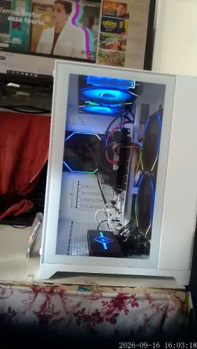 CPU AMD RYZEN 3 funcionando perfeitamente em estado de Nova