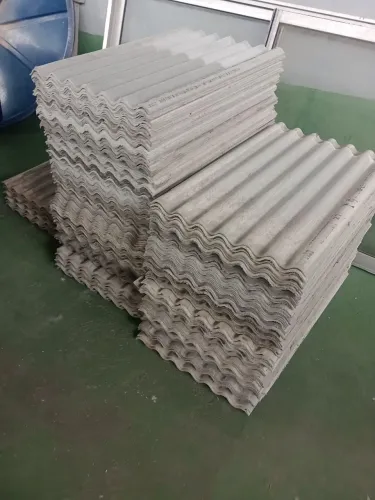 Pedaço de telha Brasilit novo 50x80