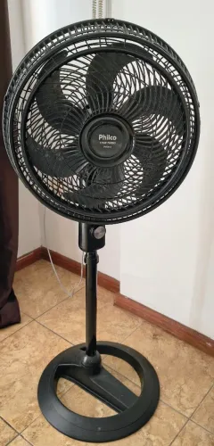 Ventilador de pé