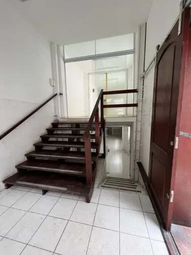 Alugue agora: Magnífico sobrado na Barra Funda, 3 quartos, 2 banheiros, 180m² a apenas 180