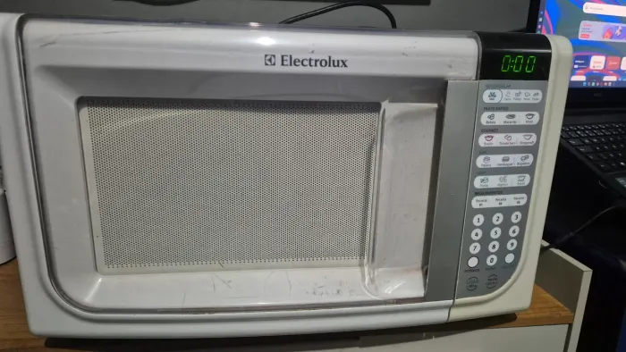 Microondas Eletrolux Exelente Estado Muito Novo