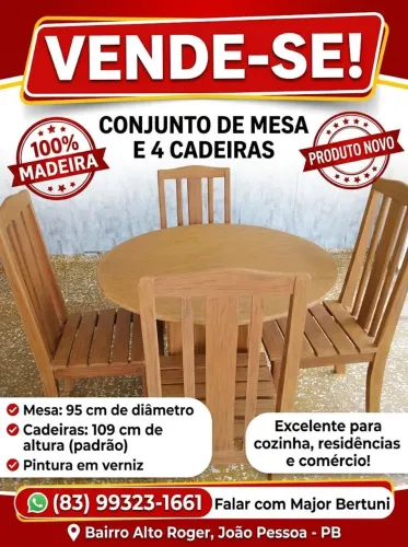 Conjunto de mesa e 04 cadeiras em madeira 