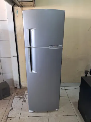 Geladeira Brastemp frost free 400 litros funcionando perfeitamente