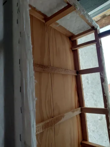 Vendo base de cama de solteiro 80 pila 