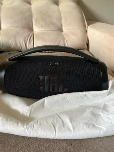 Vendo JBL bombox 3 na caixa 