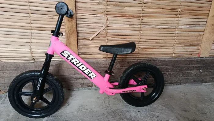Bicicleta infantil Bike Strinder 12" equilíbrio sem pedal
