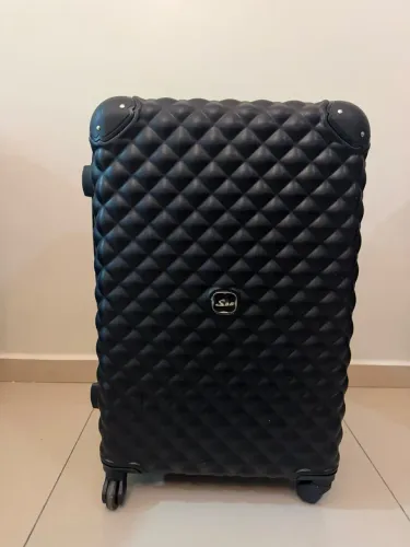 Mala 23 kg em perfeito estado. Usada uma única vez