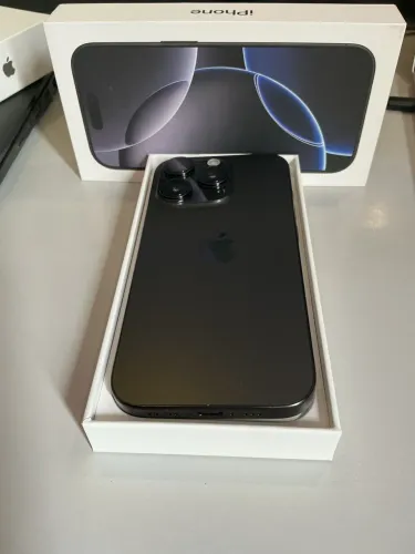 iPhone 16 Pro 256Gb com AirPods3
