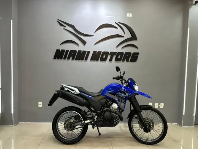 XTZ 250 LANDER 2023- Apenas 19Mil Km