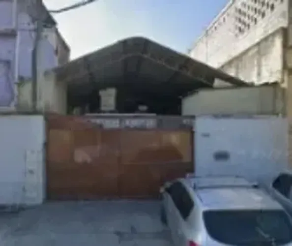 Galpão/Depósito/Armazém para aluguel tem 350 metros quadrados