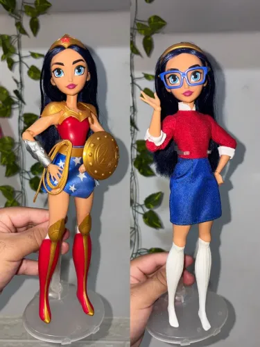 Boneca Mulher Maravilha DC super hero girls 2 em 1
