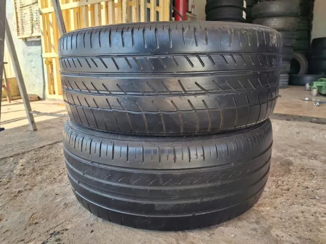 02 pneus 225/45 R18 perfil baixo barato aro 18