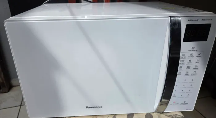 Micro-ondas Panasonic NN-ST65 34L - NOVO, com NF e GARANTIA