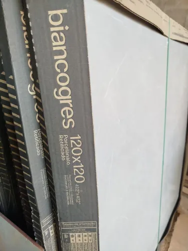 Porcelanato baixei o valor pra sair logo