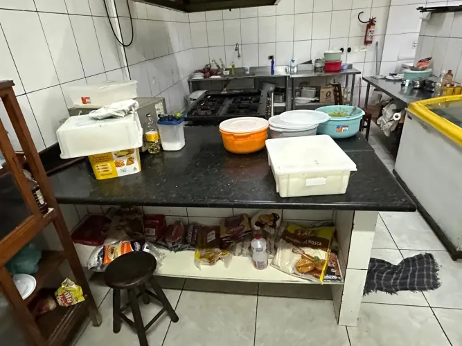 Oportunidade Única! Restaurante Completo à Venda R$ 500.000,00.