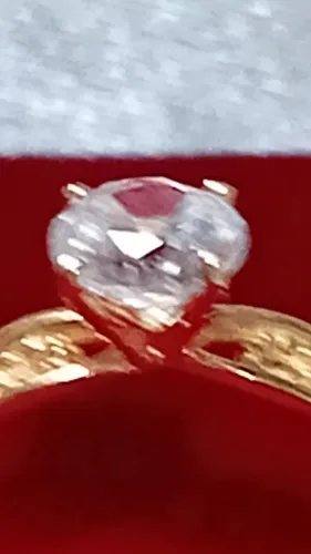 Vendo um Anel  de Ouro 18k, 700 reais aceita proposta 