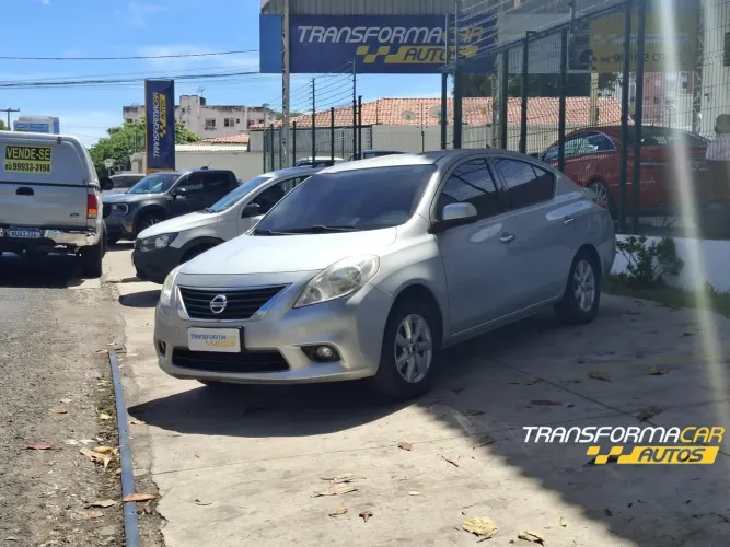 Nissan Versa SL 1.6 16V Flex Fuel 4P Mec. 2014
