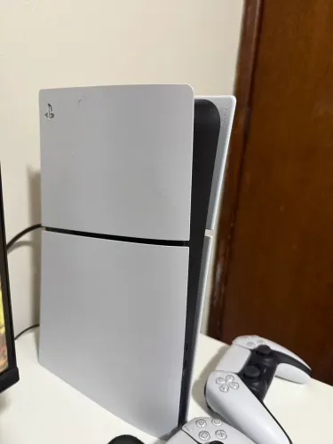 VENDO PS5 MÍDIA FÍSICA E DIGITAL - Novíssimo