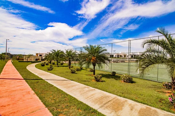 Terreno à venda no Condomínio Jardim Versailles em Uberlândia