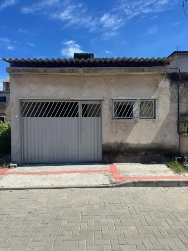 Alugo casa em Barramares *