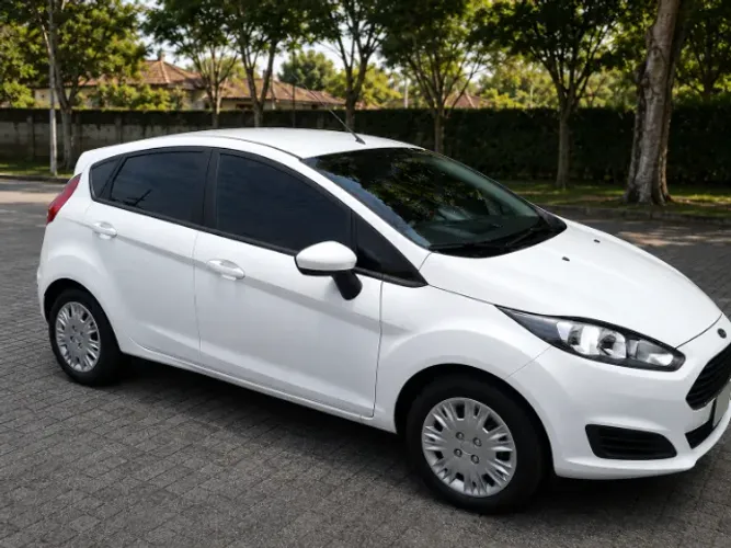 Ford Fiesta 1.5 16V Flex Mec. 5P 2015