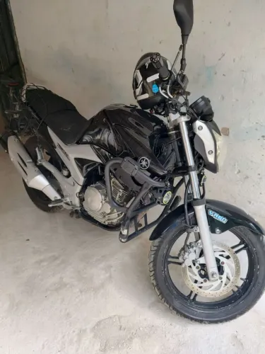 Vendo fazer 250 ano 2008, moto de boa procedência