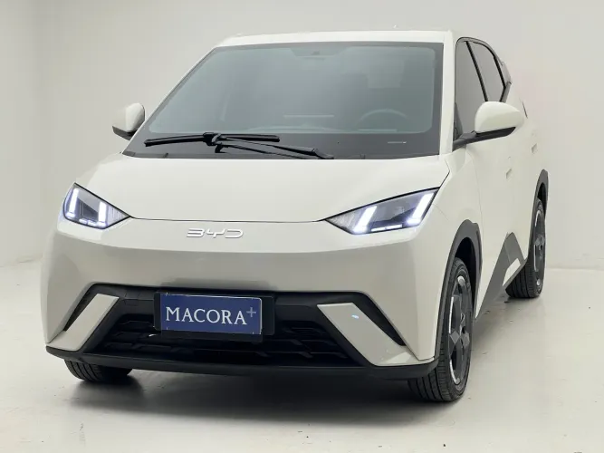 BYD Dolphin EV (Elétrico) 2025