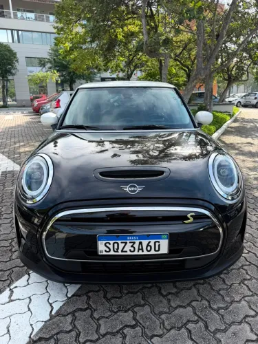 Mini Cooper SE Exclusive 3P (elétrico) 2024