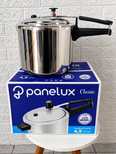 Panela de Pressão 4,5L NOVA