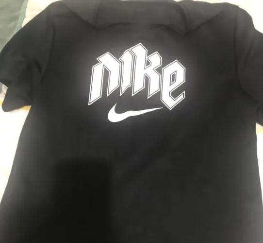 Camisa da Nike, tecido termico