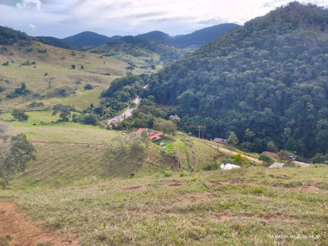 Área à venda, 200000 m² por R$ 990.000,00 - Sapucaia - Sapucaia/RJ