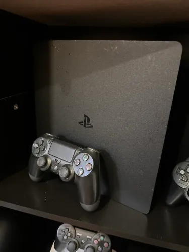 Ps4 slim 1tb por switch